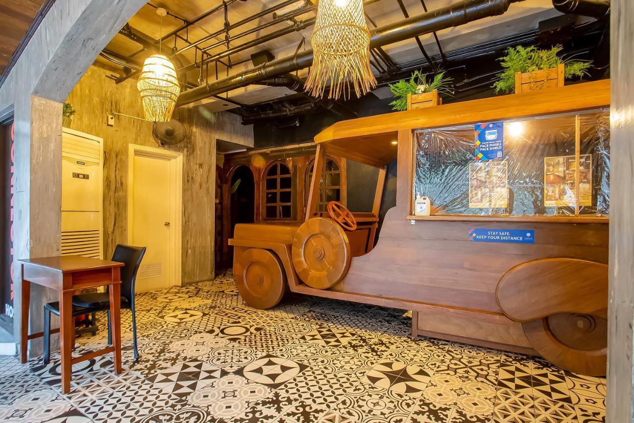 Oyo 821 Connector Hostel Makati City Eksteriør bilde