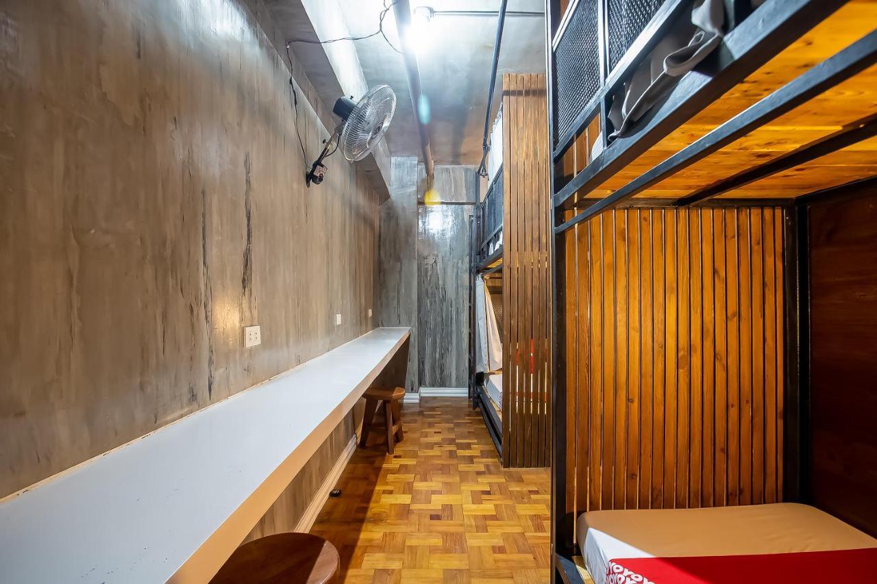 Oyo 821 Connector Hostel Makati City Eksteriør bilde