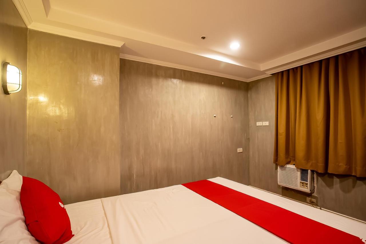 Oyo 821 Connector Hostel Makati City Eksteriør bilde
